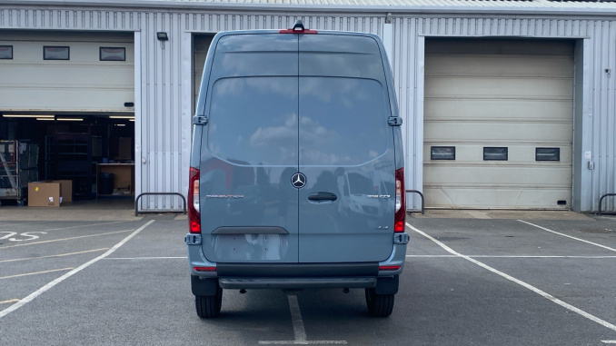 Mercedes-Benz Sprinter 319Cdi L2 Diesel Awd 3.5t H2 Pro Van 9G-Tronic - Image 11